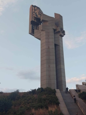 Bulharsko autem, "Strážci města" Stará Zagora - pomník bulharský revolucionářů